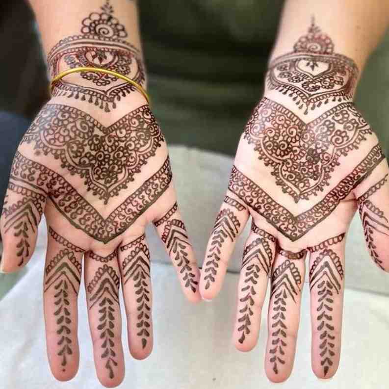 henne - Réalisation Nepaline